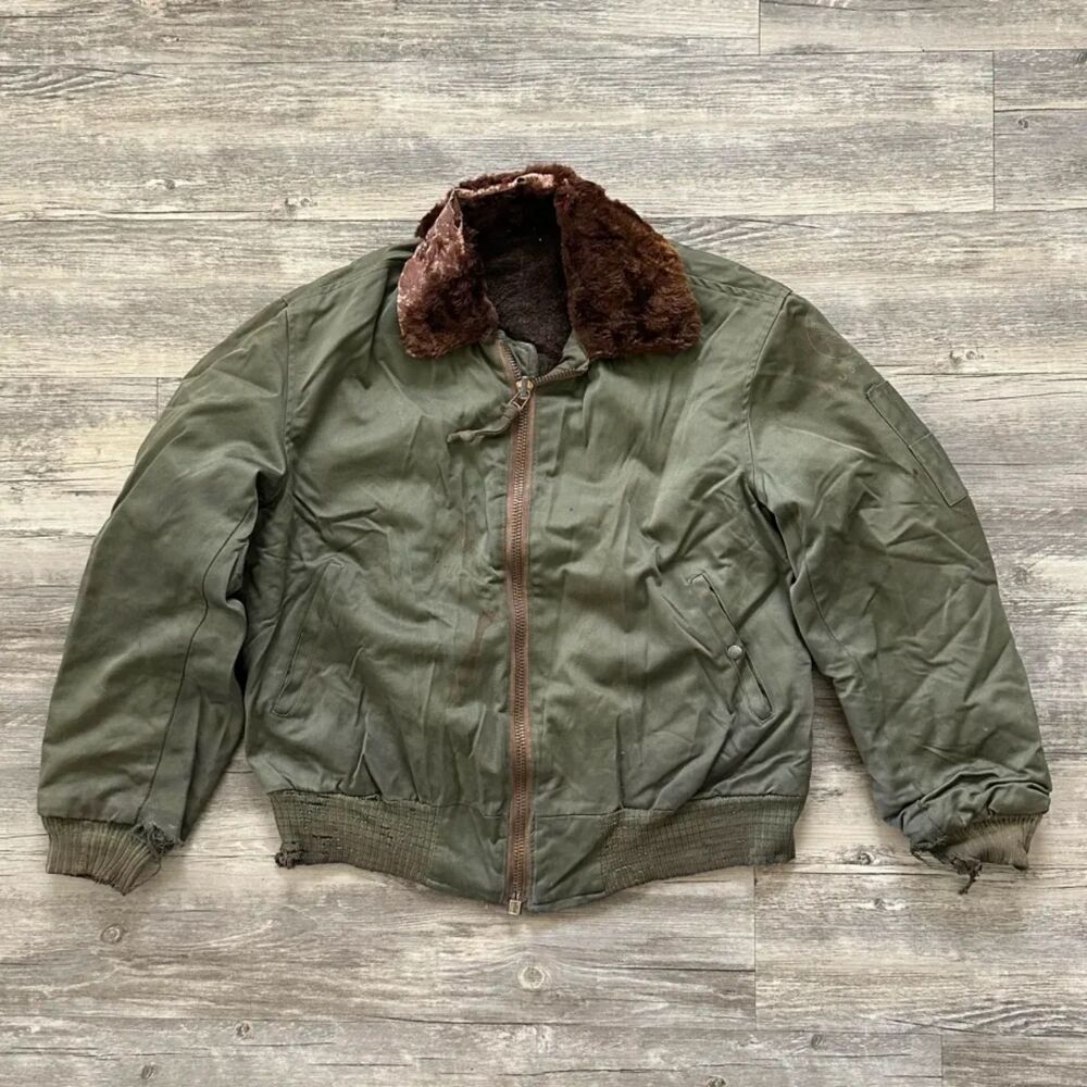 Vintage 40s WWII USAAF Issued B-15 Flight Bomber Jacket Size Large